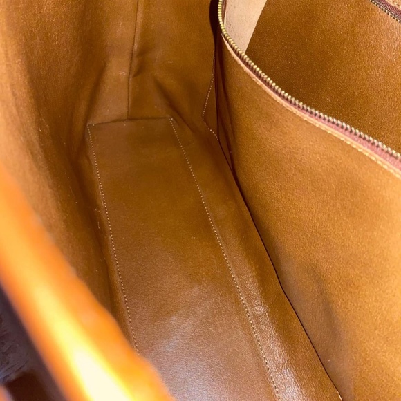 Authentic Louis Vuitton Monogram Canvas The “ Weekend Sac tote PM - Picture 4 of 17